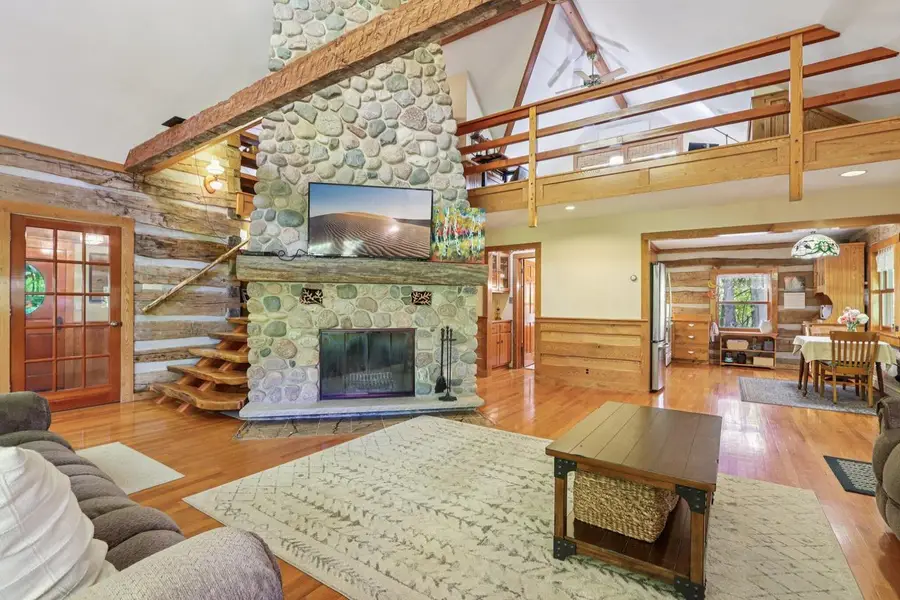 5996 Donegal ROAD, Hubertus, WI 53033 - Image #3