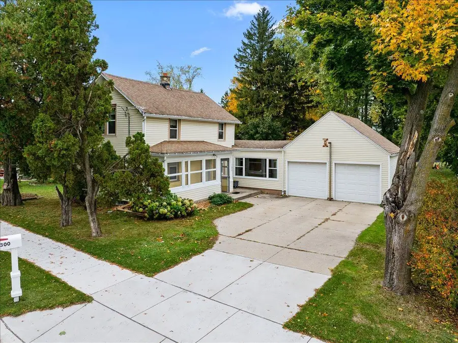 300 W Main STREET, Newburg, WI 53060 - Image #2