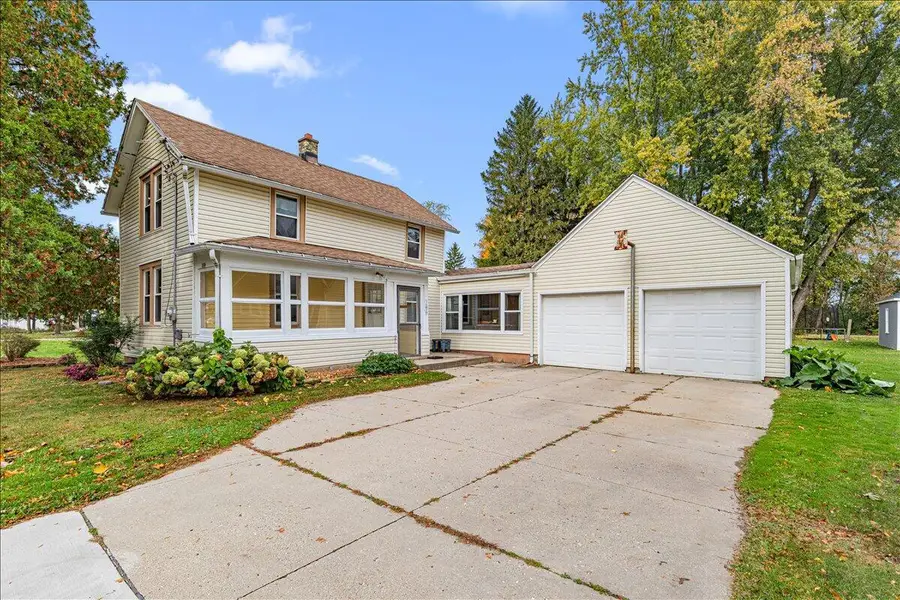 300 W Main STREET, Newburg, WI 53060 - Image #3