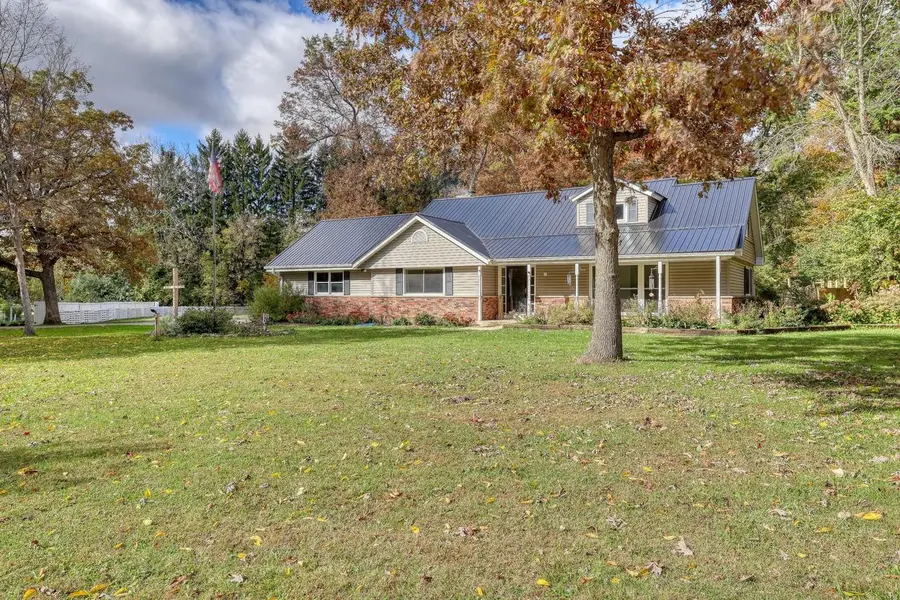 783 Tipperary LANE, Hartford, WI 53027 - Image #2