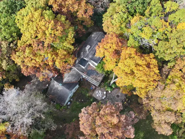 W286S4684 Woods ROAD, Waukesha, WI 53189