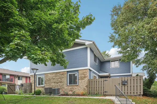 N76W14595 North Point COURT, Menomonee Falls, WI 53051