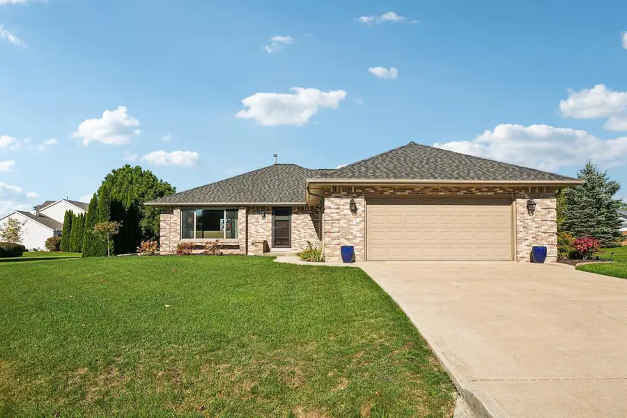 3910 E Greenway DRIVE, Oak Creek, WI 53154 - Image #2