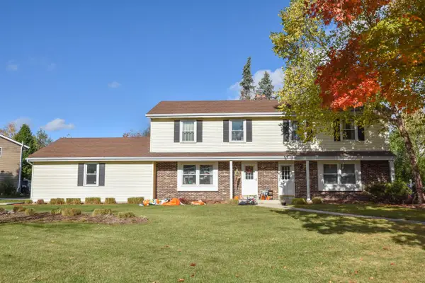 W52N175 Fillmore AVENUE #177, Cedarburg, WI 53012