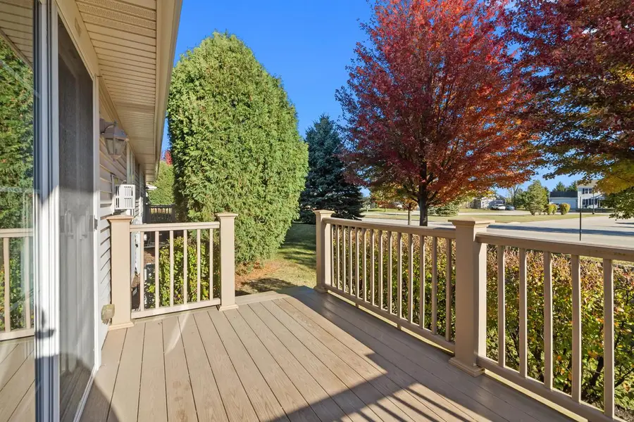 446 Clover STREET, Elkhorn, WI 53121 - Image #3