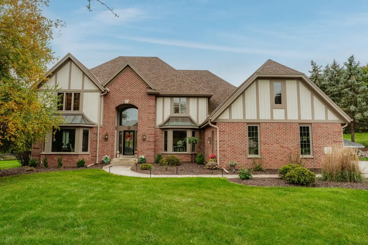 N30W30257 Great Hill COURT, Pewaukee, WI 53072 - Image #1