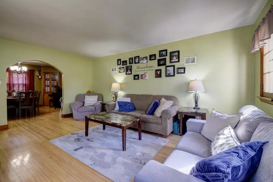 215 North AVENUE, Kewaskum, WI 53040 - Image #3