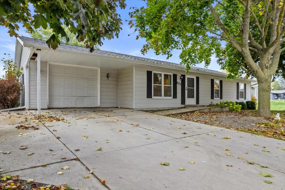 602 Millersville AVENUE, Howards Grove, WI 53083 - Image #1