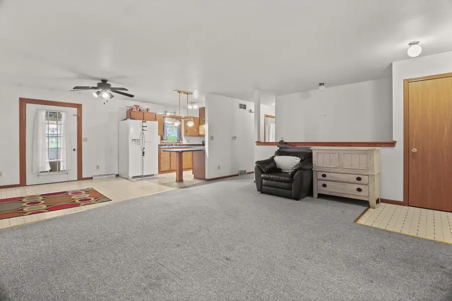 602 Millersville AVENUE, Howards Grove, WI 53083 - Image #3