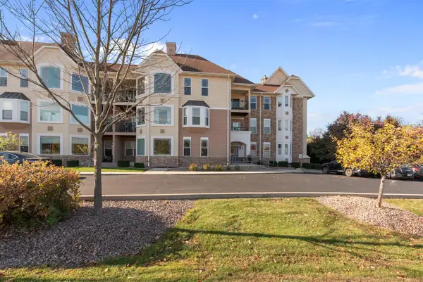 N74W13737 Appleton AVENUE #107, Menomonee Falls, WI 53051