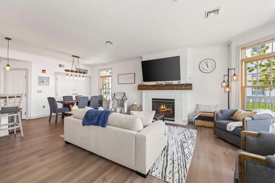 849 Beachfront DRIVE, Sheboygan, WI 53081 - Image #2