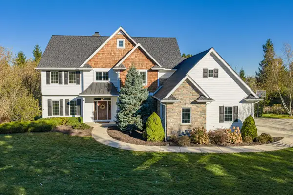 11012 Cedar Creek ROAD, Cedarburg, WI 53012