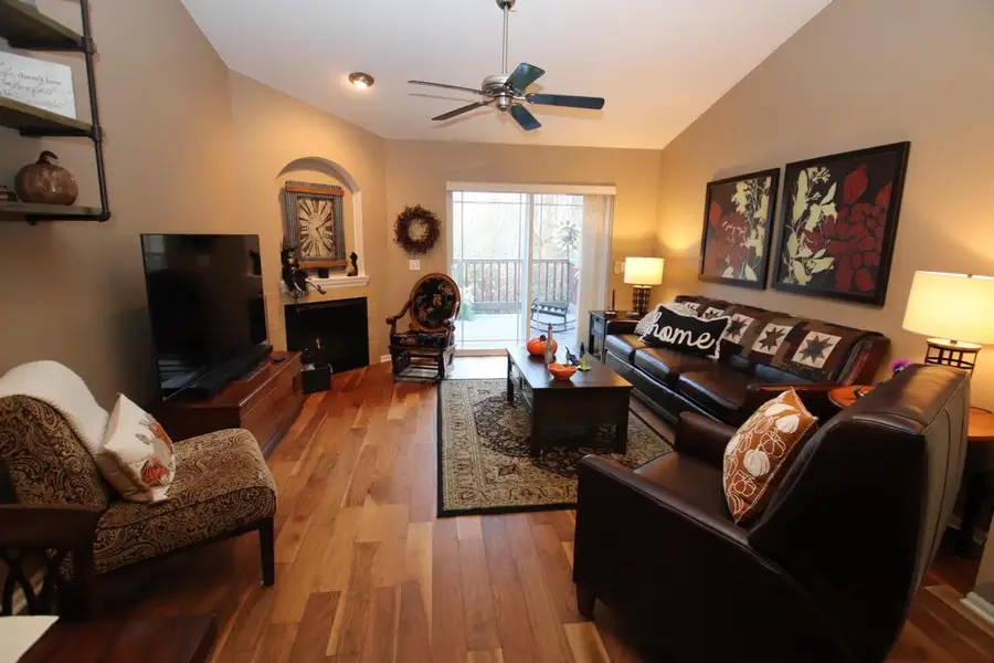 1274 Meadowbrook DRIVE #2, Cleveland, WI 53015 - Image #3