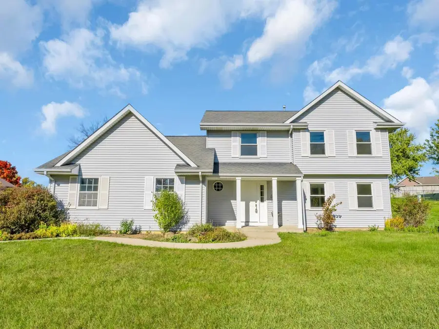 808 Weiler ROAD, Burlington, WI 53105 - Image #2