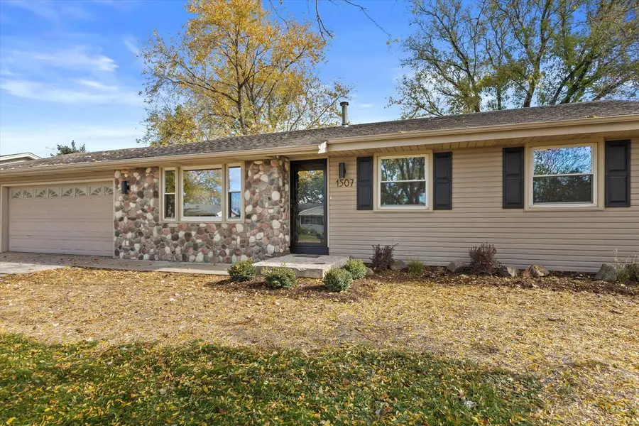 1507 Hillside LANE, Watertown, WI 53098 - Image #2