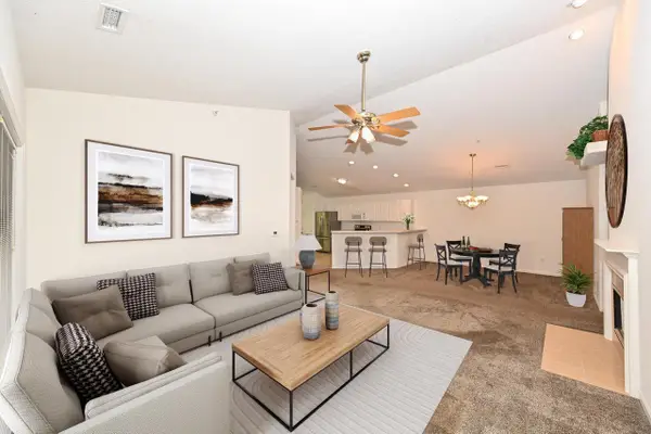 10258 W Deerwood LANE, Franklin, WI 53132