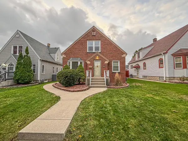 3723 S 18th STREET #3725, Milwaukee, WI 53221