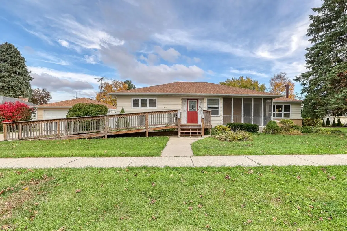 613 N Washington STREET, Elkhorn, WI 53121 - Image #1