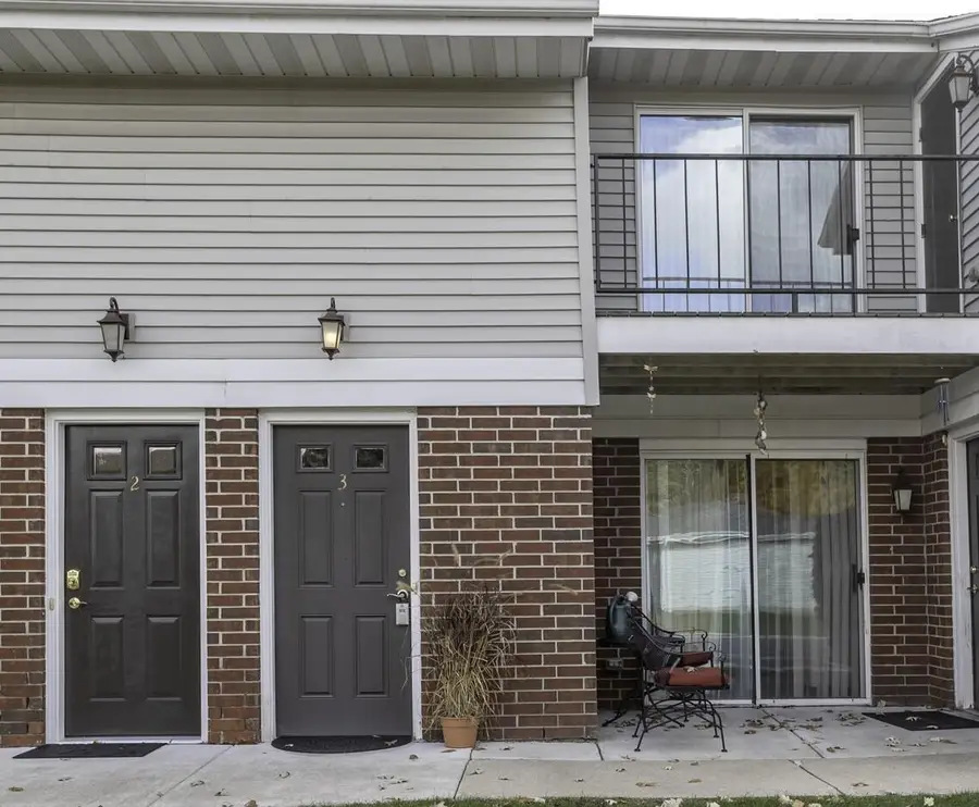 N110W16867 Ashbury CIRCLE #3, Germantown, WI 53022 - Image #3