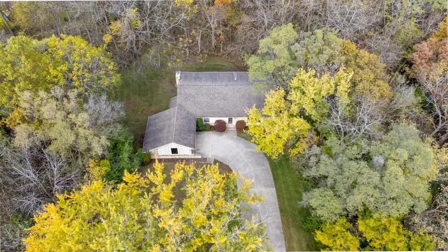 N7W31376 Cambridge COURT, Delafield, WI 53018 - Image #3