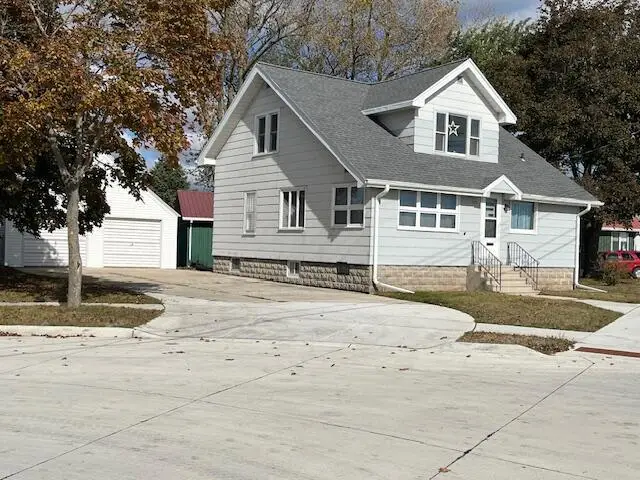 2152 Roosevelt AVENUE, Two Rivers, WI 54241 - Image #2