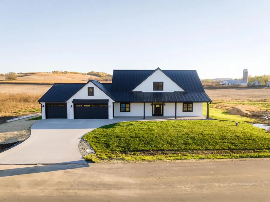 W4051 Twin Creeks ROAD, La Crosse, WI 54601 - Image #3