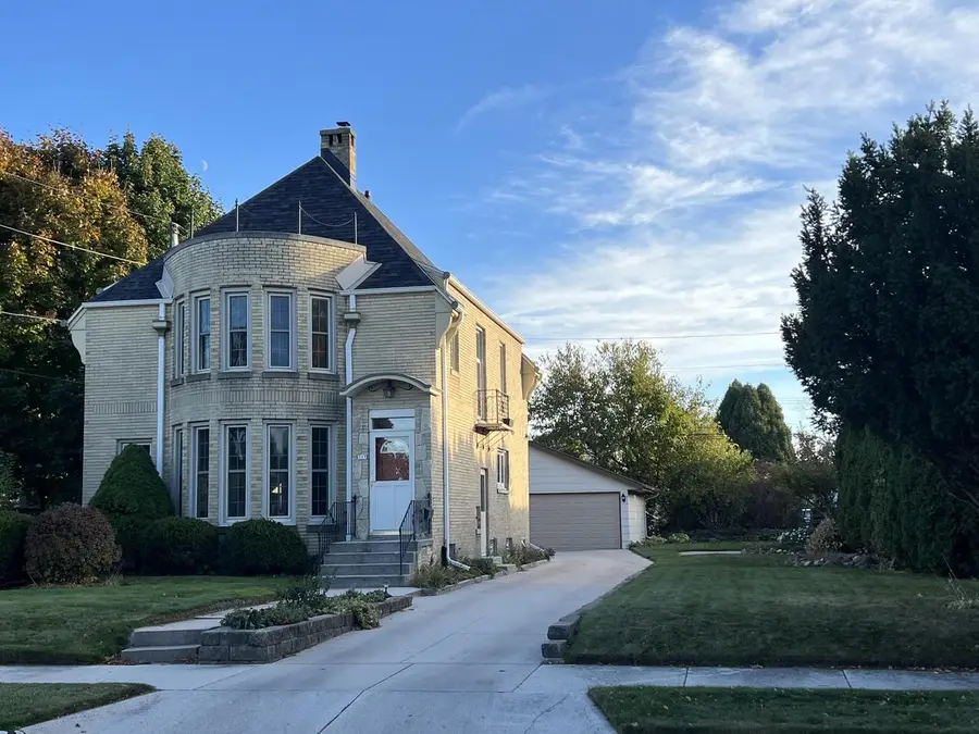 317 Euclid AVENUE, Sheboygan, WI 53083 - Image #2