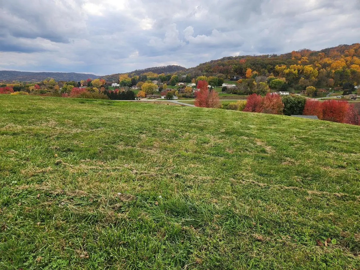 225 RED APPLE DRIVE, Houston, MN 55943 - Image #1