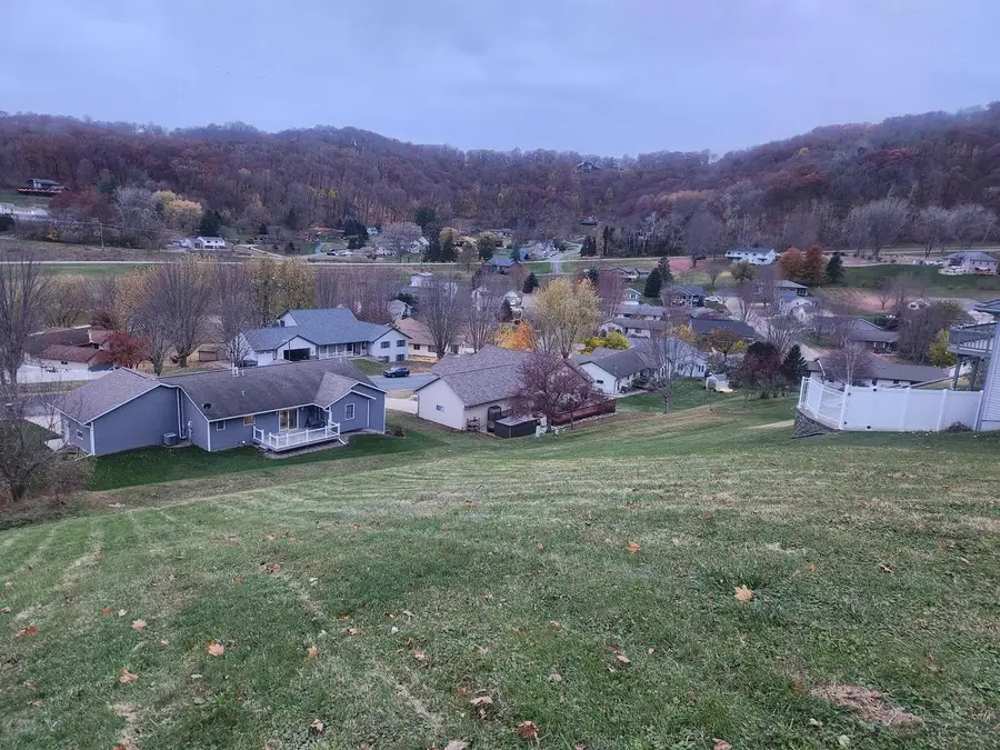 225 RED APPLE DRIVE, Houston, MN 55943 - Image #2