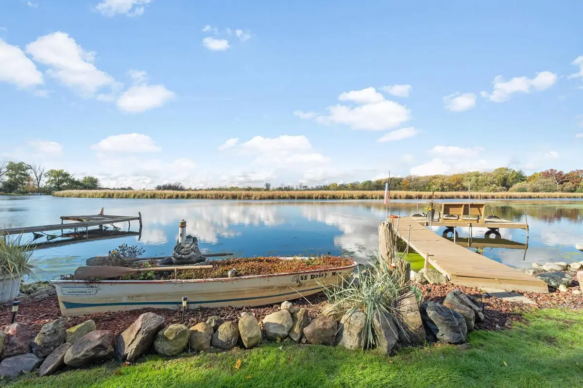 8508 Fox River ROAD, Waterford, WI 53185 - Image #1