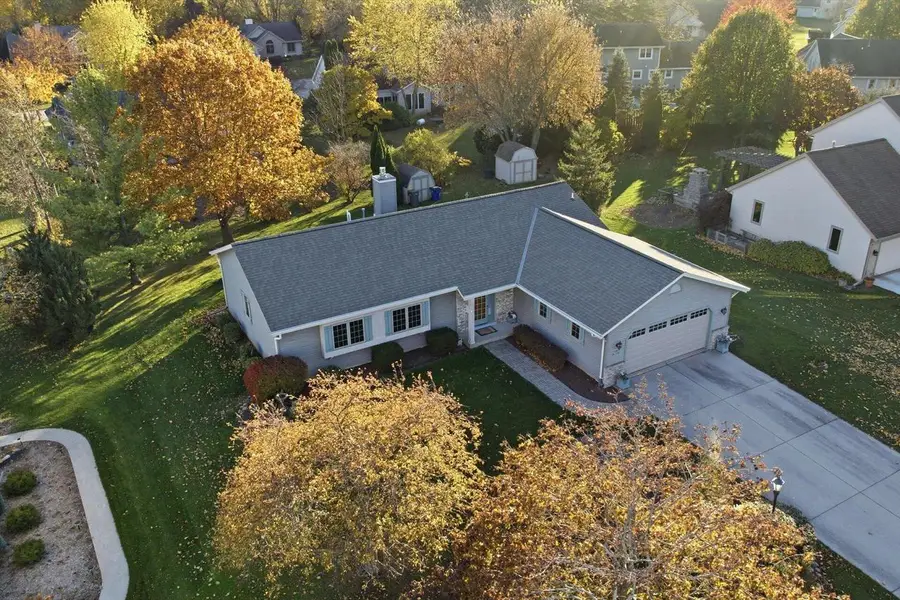 S85W19793 Meadowlands COURT, Muskego, WI 53150 - Image #2