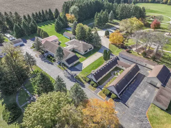 10330 336th AVENUE, Twin Lakes, WI 53181