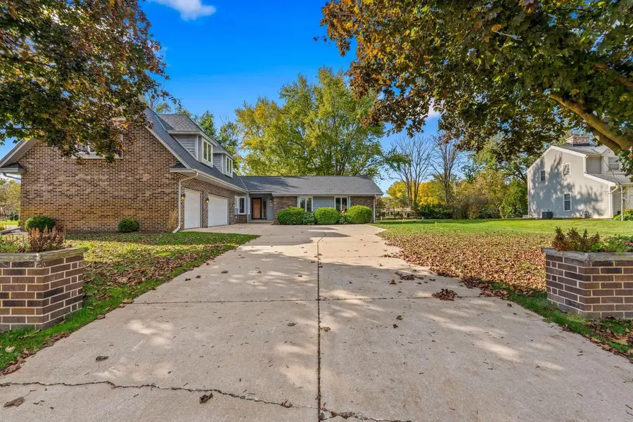 W142S7571 Freedom AVENUE, Muskego, WI 53150 - Image #2