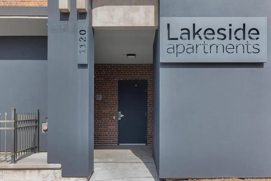 1120 E Parkway AVENUE, Oshkosh, WI 54901 - Image #2