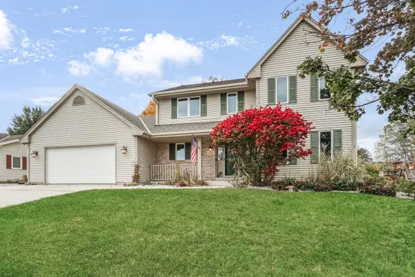 1617 Arapaho AVENUE, Grafton, WI 53024