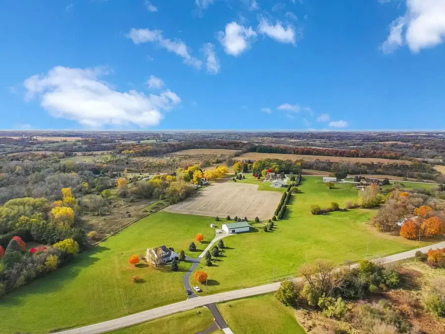 8630 Fox River ROAD, Burlington, WI 53105 - Image #2