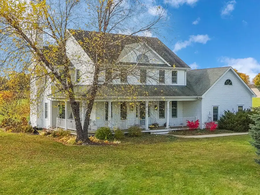 8630 Fox River ROAD, Burlington, WI 53105 - Image #3