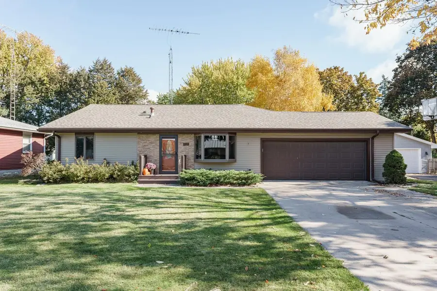 1117 W Circle DRIVE, Beaver Dam, WI 53916 - Image #2