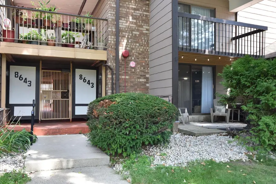 8643 N Servite DRIVE #112, Milwaukee, WI 53223 - Image #3