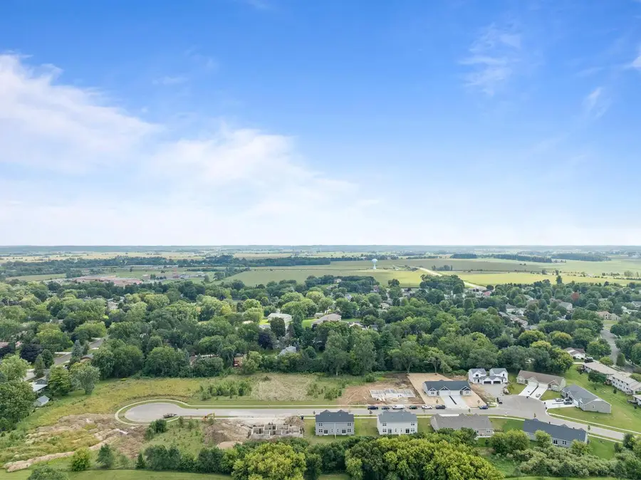 1589 Meadowview COURT, Whitewater, WI 53190 - Image #3