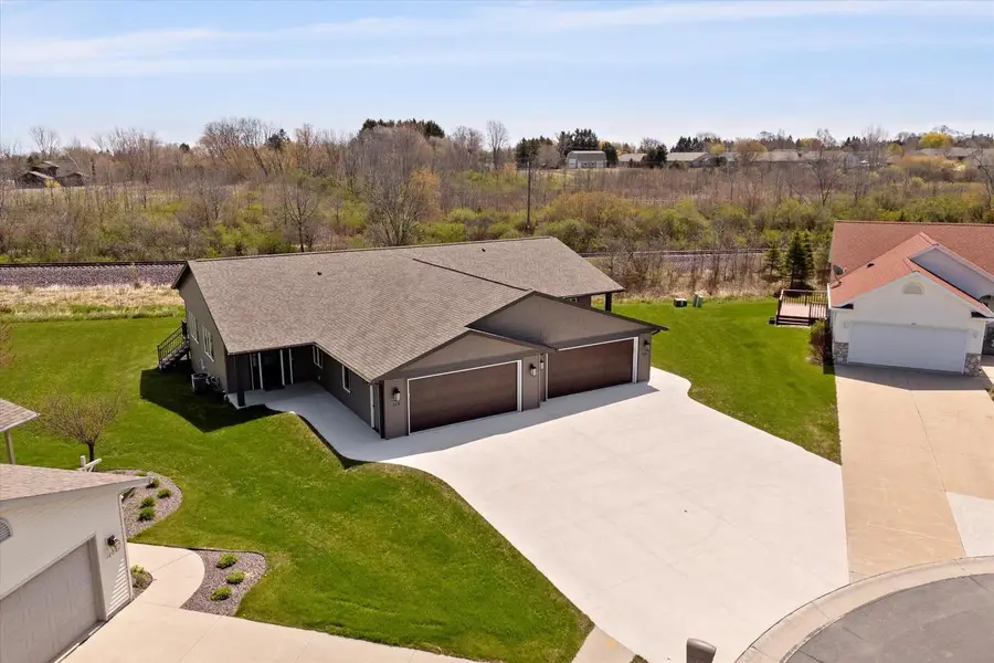 116 Sunrise COURT, Cedar Grove, WI 53013 - Image #3