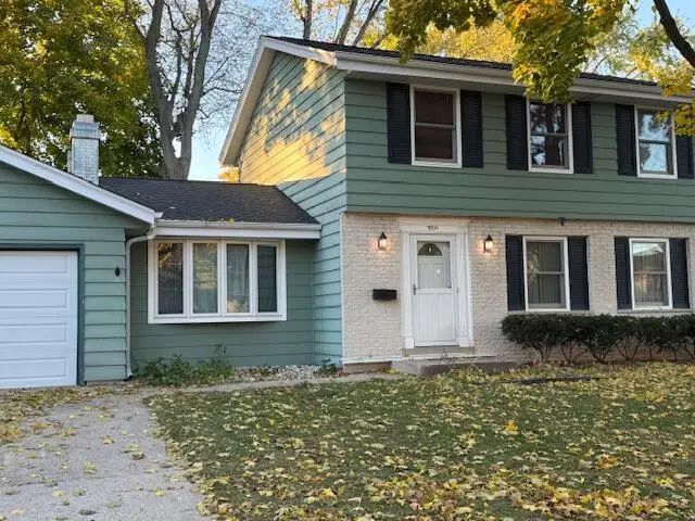 1804 Hemit AVENUE, Waukesha, WI 53189 - Image #2