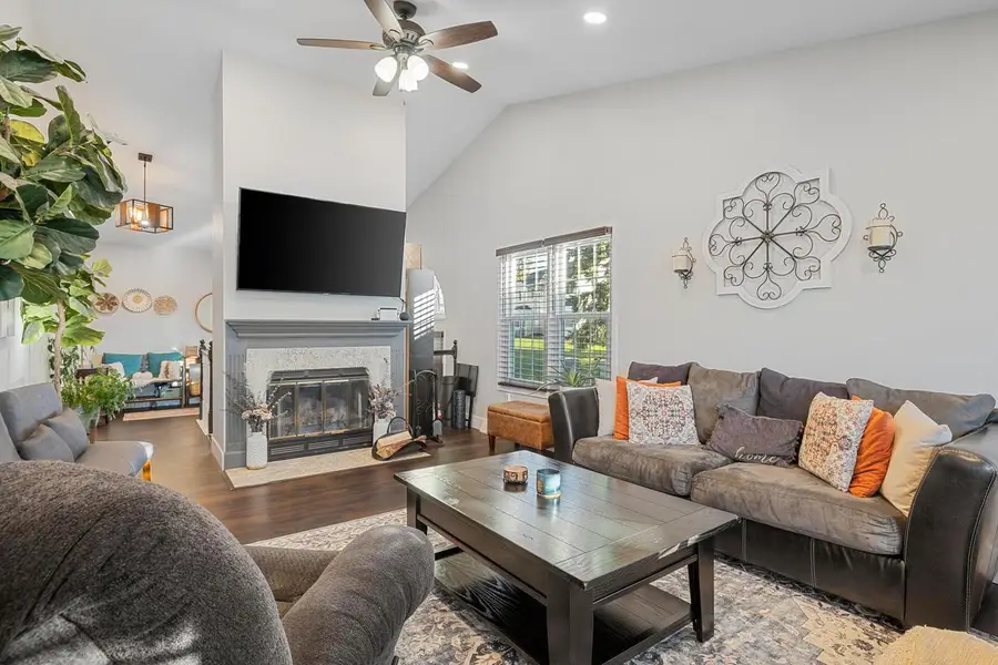 8407 S 76th STREET, Franklin, WI 53132 - Image #3