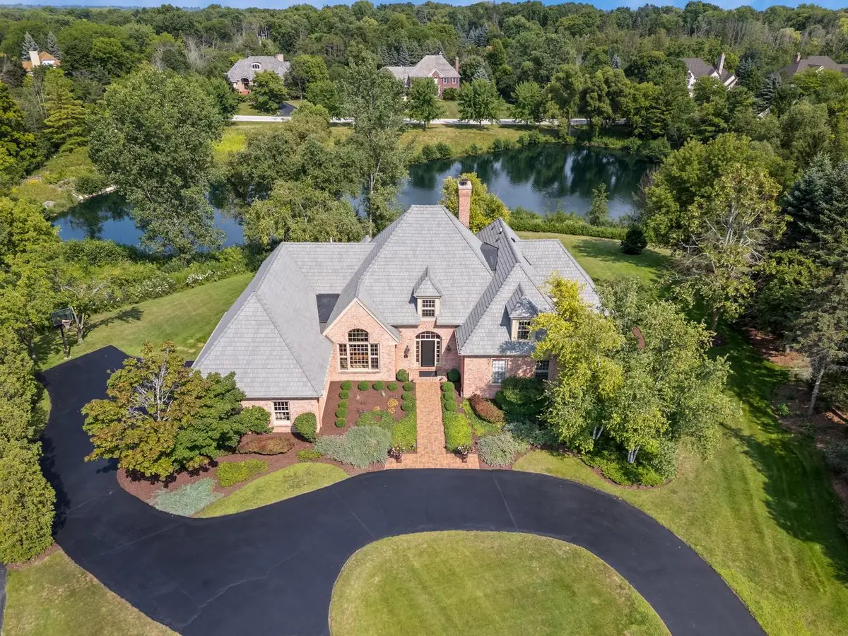 4012 W Canterbury COURT, Mequon, WI 53092 - Image #1
