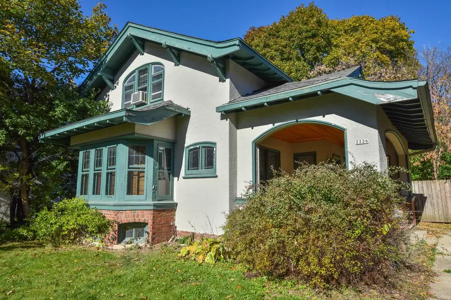 2226 E Newton AVENUE, Shorewood, WI 53211 - Image #2