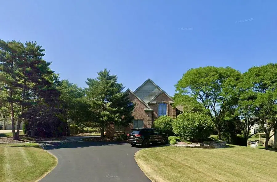 19770 FoxKirk COURT, Brookfield, WI 53045 - Image #2