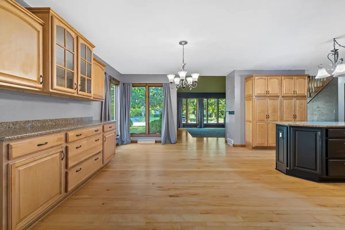 465 Dena CIRCLE, Racine, WI 53402 - Image #1