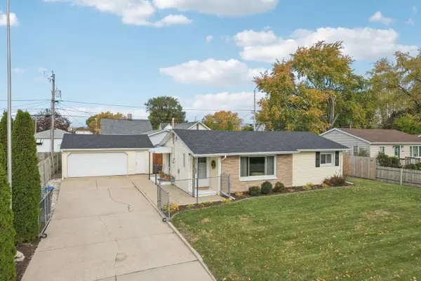 1528 Enos AVENUE, Mount Pleasant, WI 53403