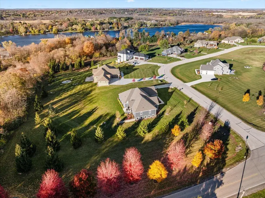 794 Lakeview Ridge LANE, Colgate, WI 53017 - Image #2