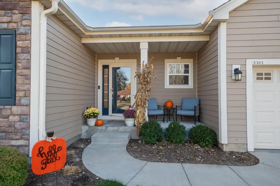 1305 S Elm Grove ROAD, Brookfield, WI 53005 - Image #3